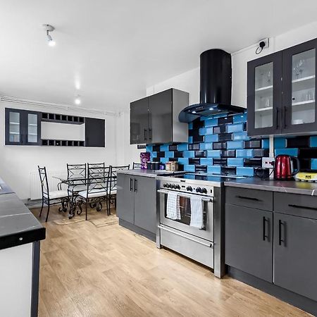 Stylish Excel 3 Bedroom Flat London Eksteriør bilde