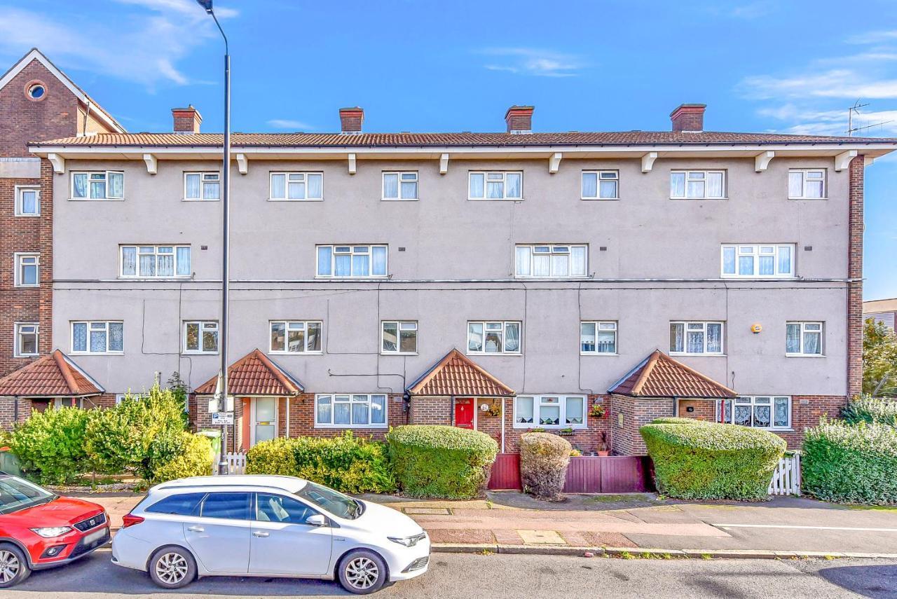 Stylish Excel 3 Bedroom Flat London Eksteriør bilde