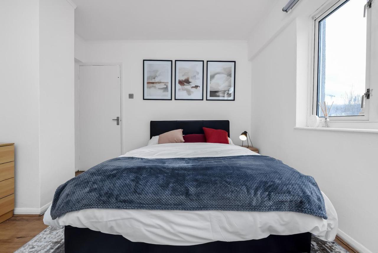 Stylish Excel 3 Bedroom Flat London Eksteriør bilde